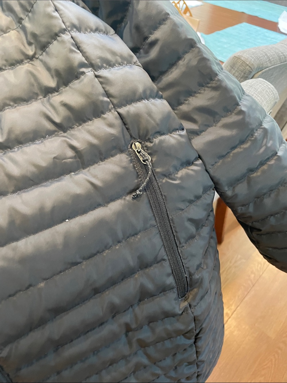 Winter will be here soon. Eddie Bauer EB 700 down puffer. EUC - Picture 5 of 6